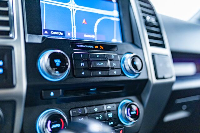 2017 Ford F-150 4x4 Super Crew Platinum Longbox Leather Roof Nav Red Deer AB