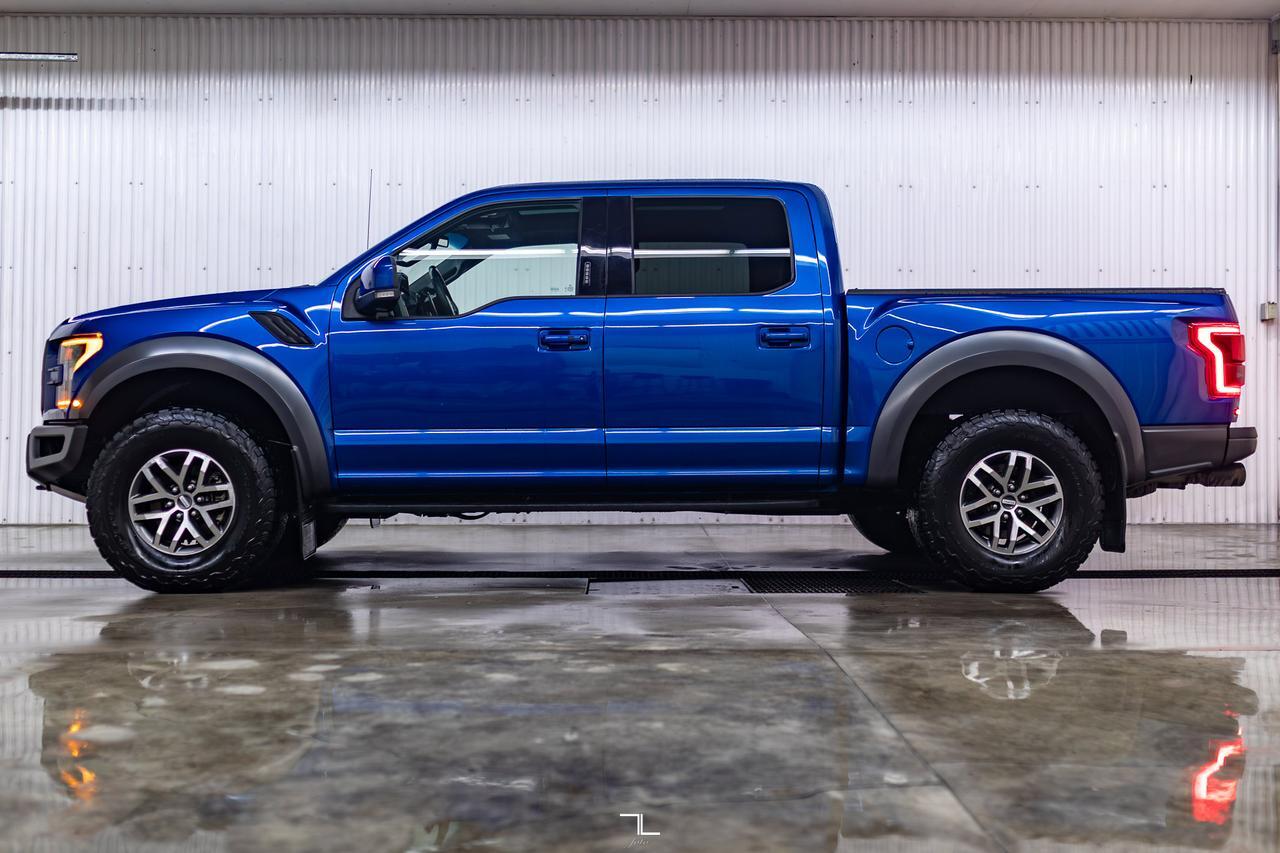 2017 Ford F-150 4x4 Super Crew Raptor Leather Roof Nav BCam Red Deer AB