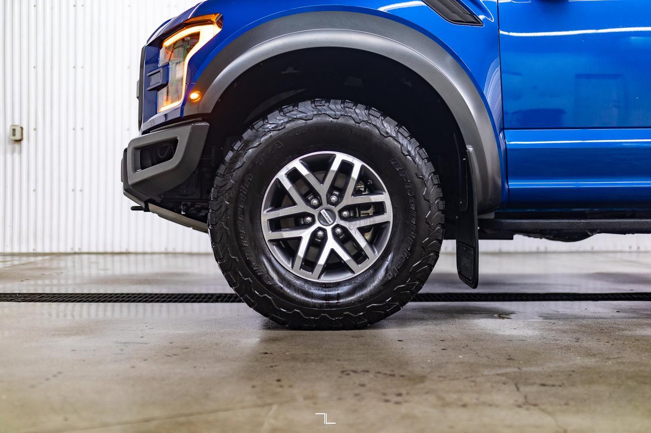 2017 Ford F-150 4x4 Super Crew Raptor Leather Roof Nav BCam Red Deer AB