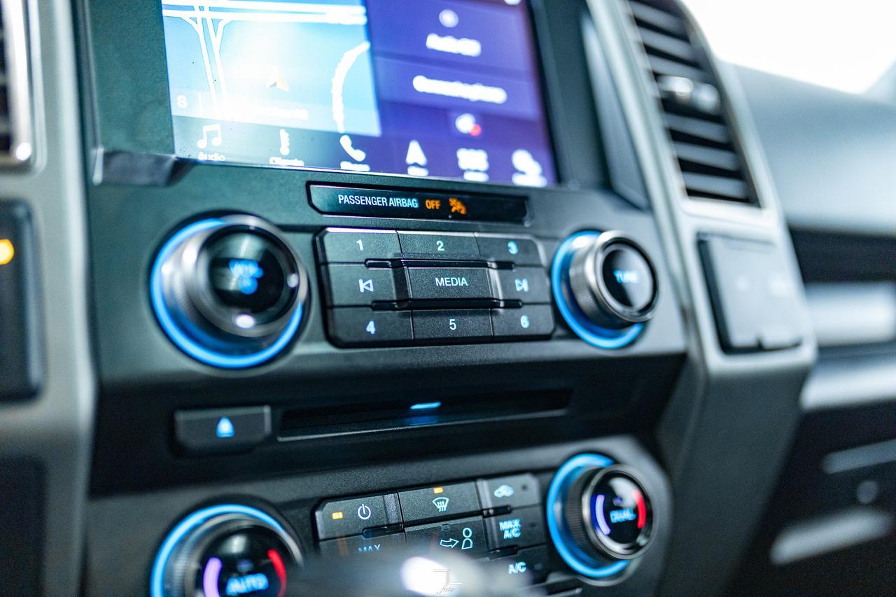 2017 Ford F-150 4x4 Super Crew Raptor Leather Roof Nav BCam Red Deer AB