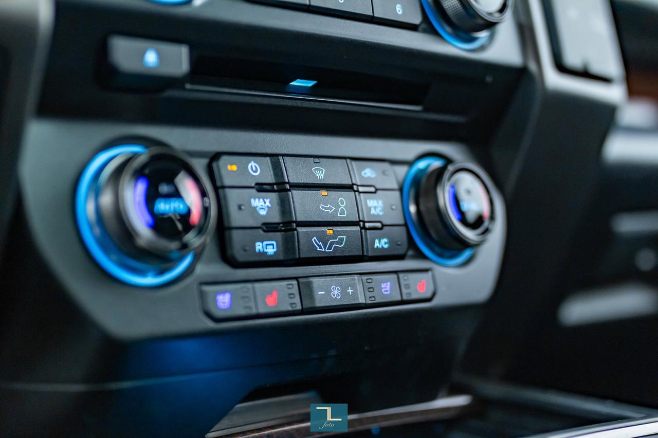 2017 Ford F-150 4x4 Super Crew Raptor Leather Roof Nav Red Deer AB