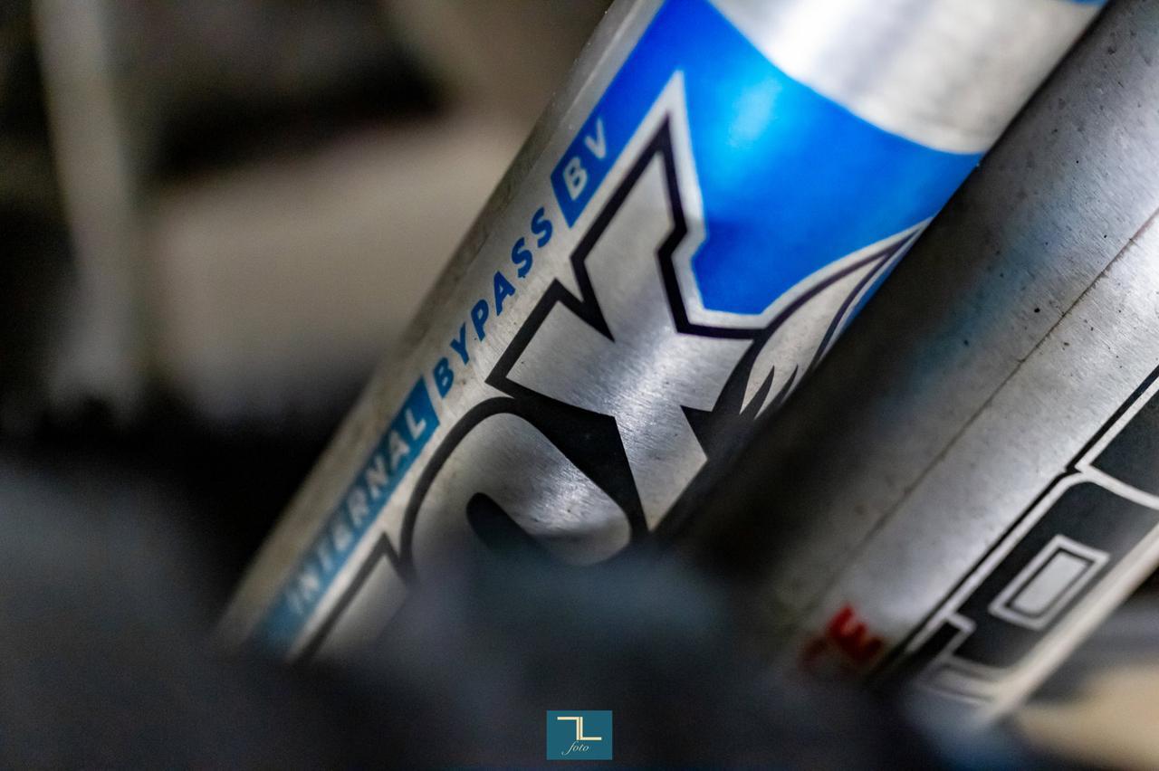 2017 Ford F-150 4x4 Super Crew Raptor Leather Roof Nav Red Deer AB