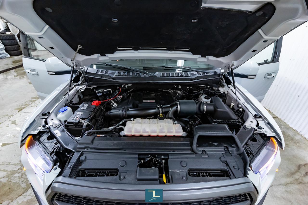 2017 Ford F-150 4x4 Super Crew Raptor Leather Roof Nav Red Deer AB