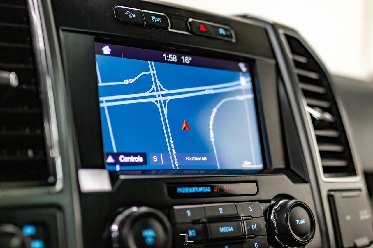 2017 Ford F-150 4x4 Super Crew XLT FX4 Longbox Nav Roof BCam Red Deer AB