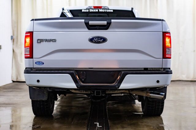 2017 Ford F-150 4x4 Super Crew XLT FX4 Longbox Nav Roof BCam Red Deer AB