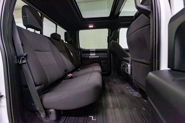 2017 Ford F-150 4x4 Super Crew XLT FX4 Longbox Nav Roof BCam Red Deer AB