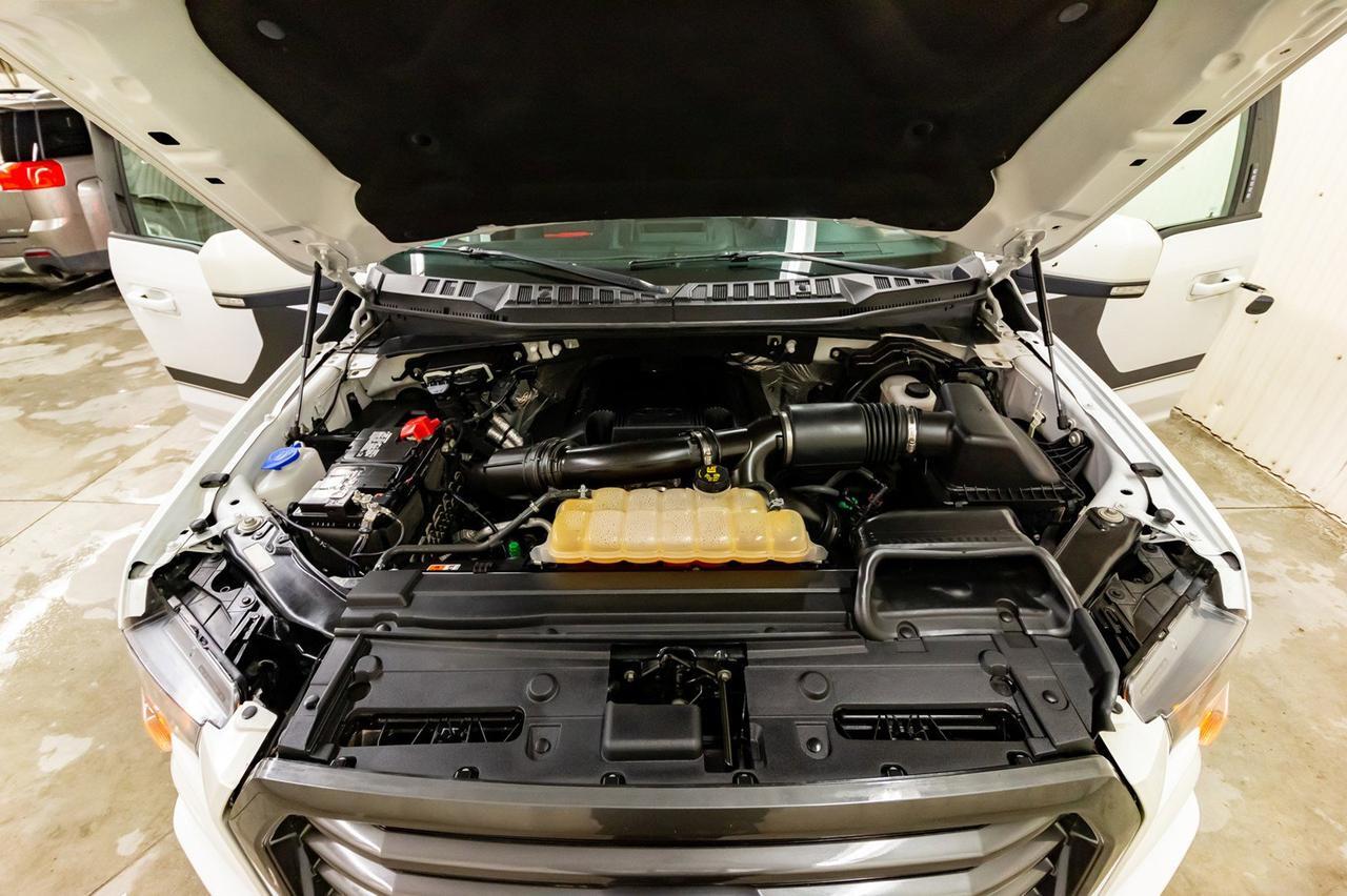 2017 Ford F-150 4x4 Super Crew XLT FX4 Nav Roof Red Deer AB