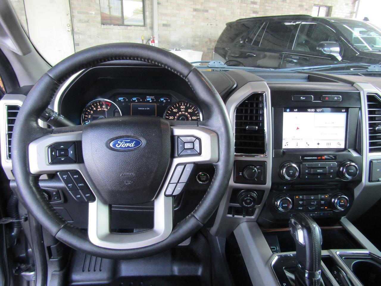 2017 Ford F-150 Lariat 2WD SuperCrew 5.5 Box Grand Prairie TX