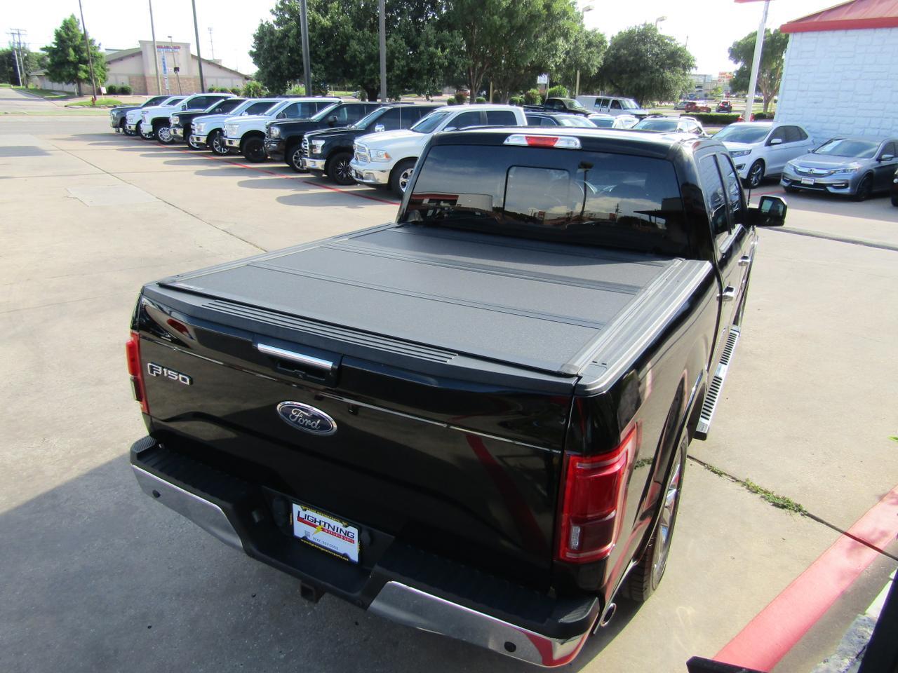 2017 Ford F-150 Lariat 2WD SuperCrew 5.5 Box Grand Prairie TX