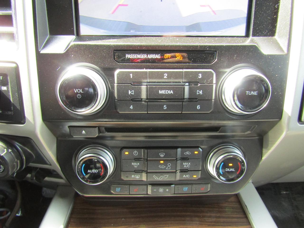 2017 Ford F-150 Lariat 2WD SuperCrew 5.5 Box Grand Prairie TX