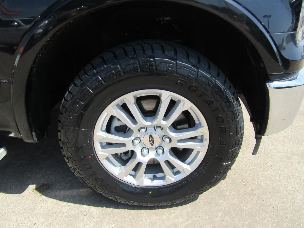 2017 Ford F-150 Lariat 4WD SuperCrew 5.5 Box Grand Prairie TX