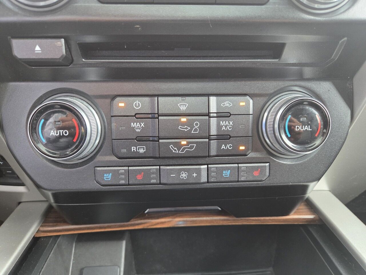 2017 Ford F-150 Lariat Charlton MA