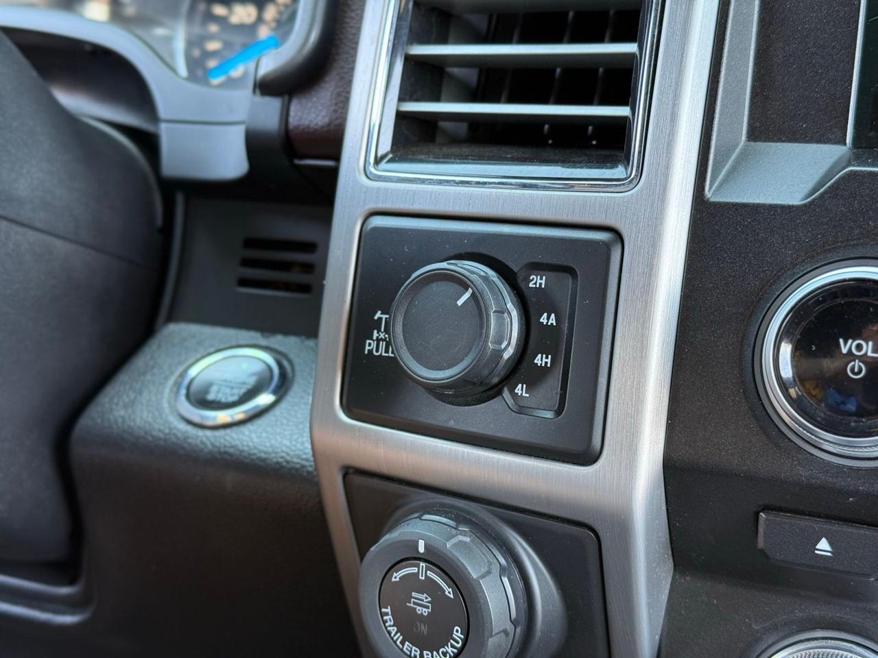 2017 Ford F-150 Platinum Crestwood KY