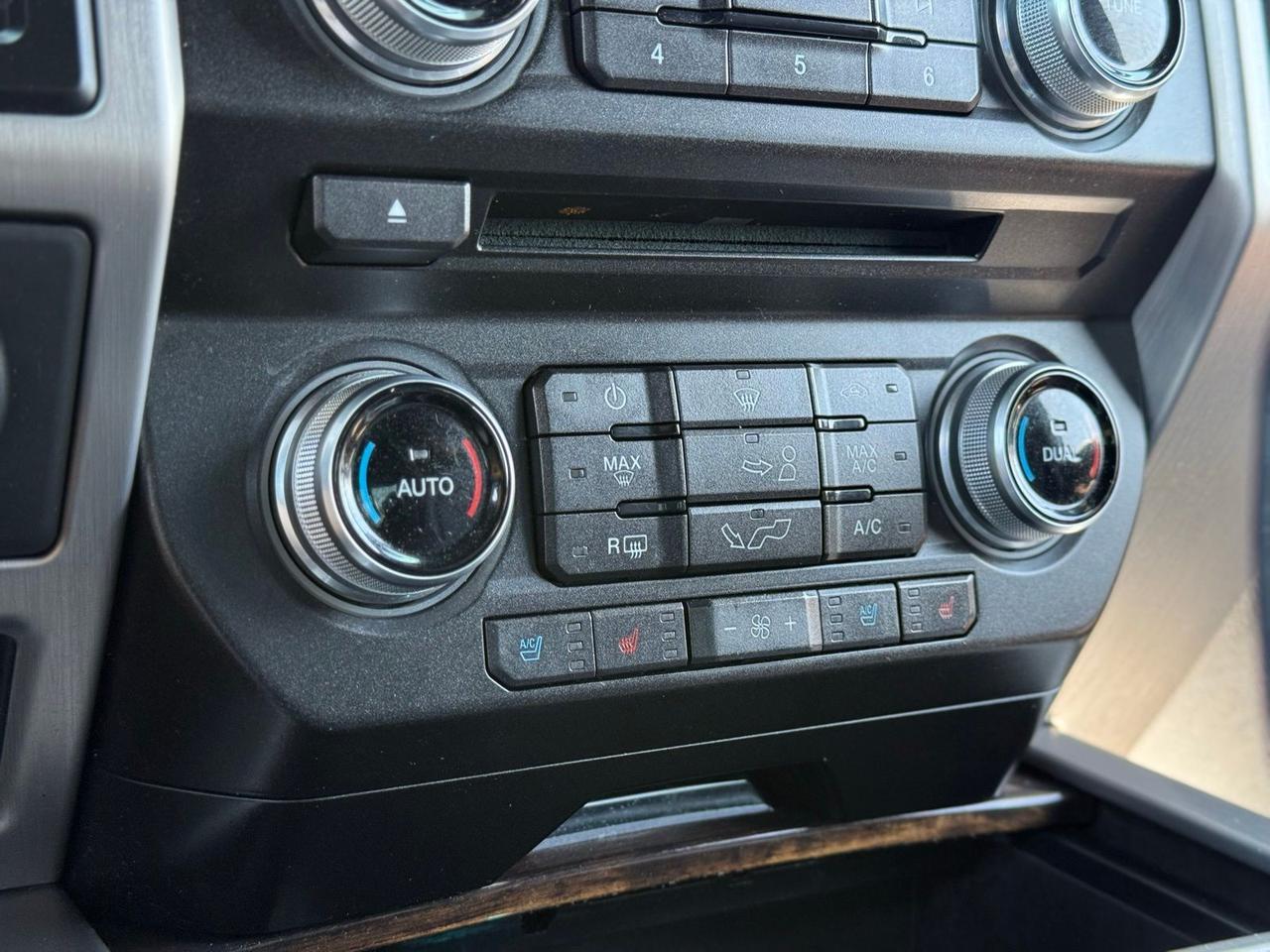 2017 Ford F-150 Platinum Crestwood KY