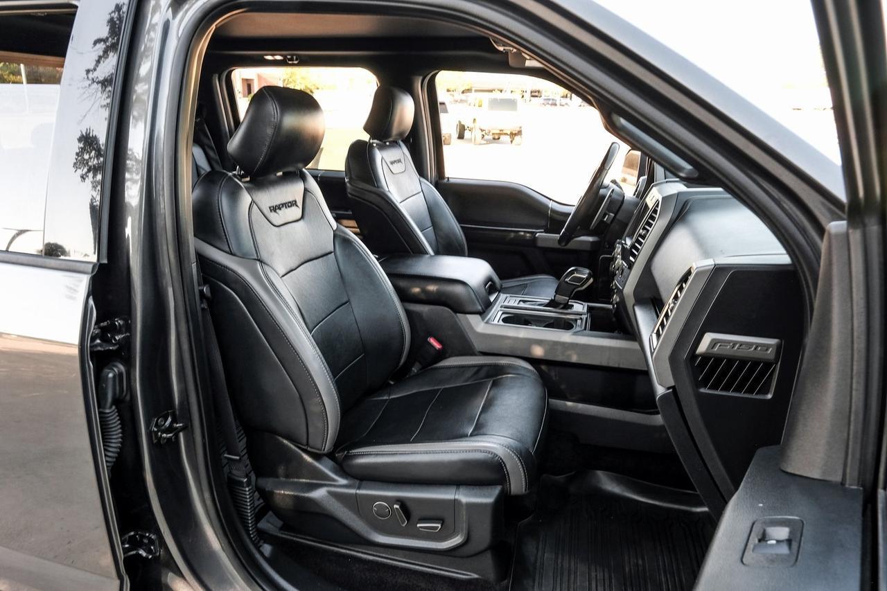 2017 Ford F-150 Raptor photo 33