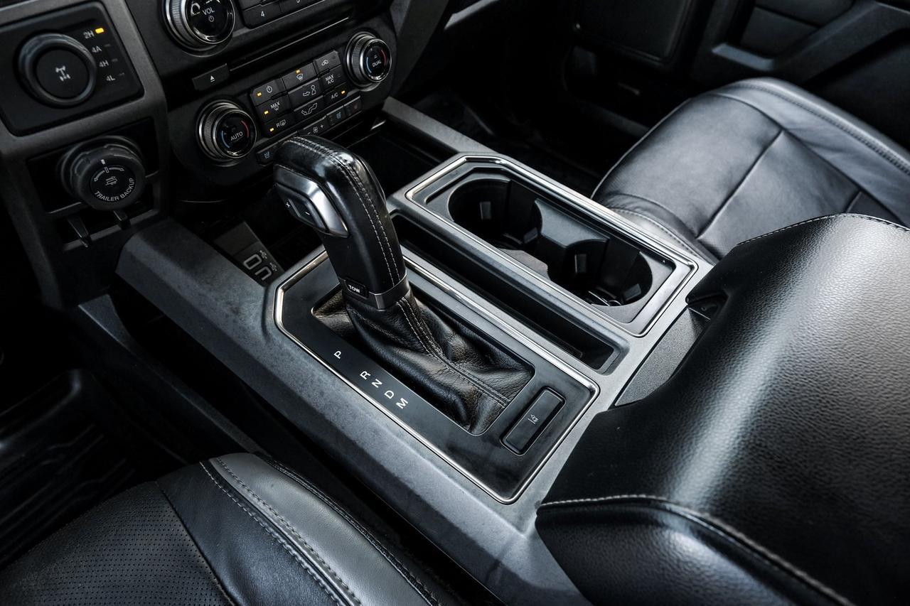 2017 Ford F-150 Raptor photo 20