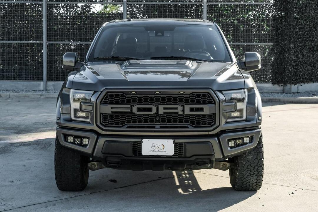 2017 Ford F-150 Raptor photo 56
