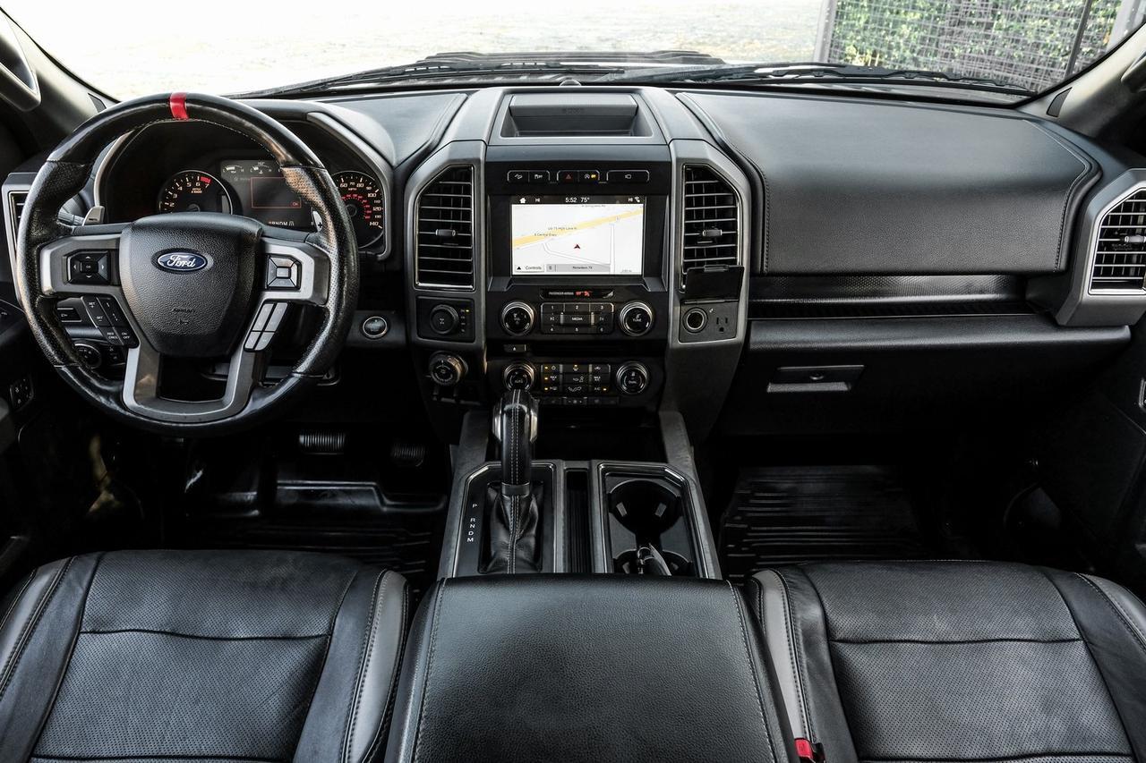 2017 Ford F-150 Raptor photo 9