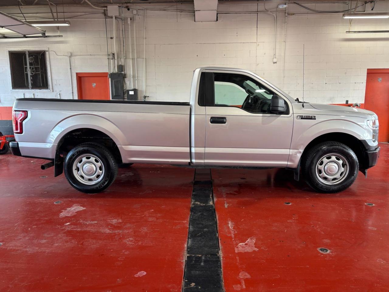 2017 Ford F-150 XL | XLT