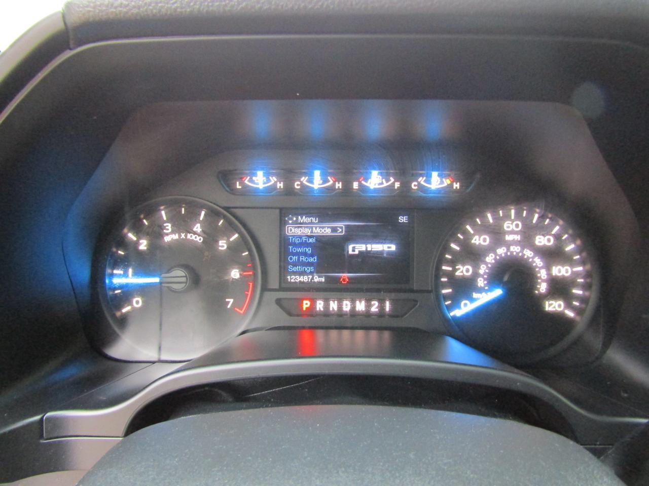 2017 Ford F-150 XL 2WD SuperCrew 5.5 Box Grand Prairie TX