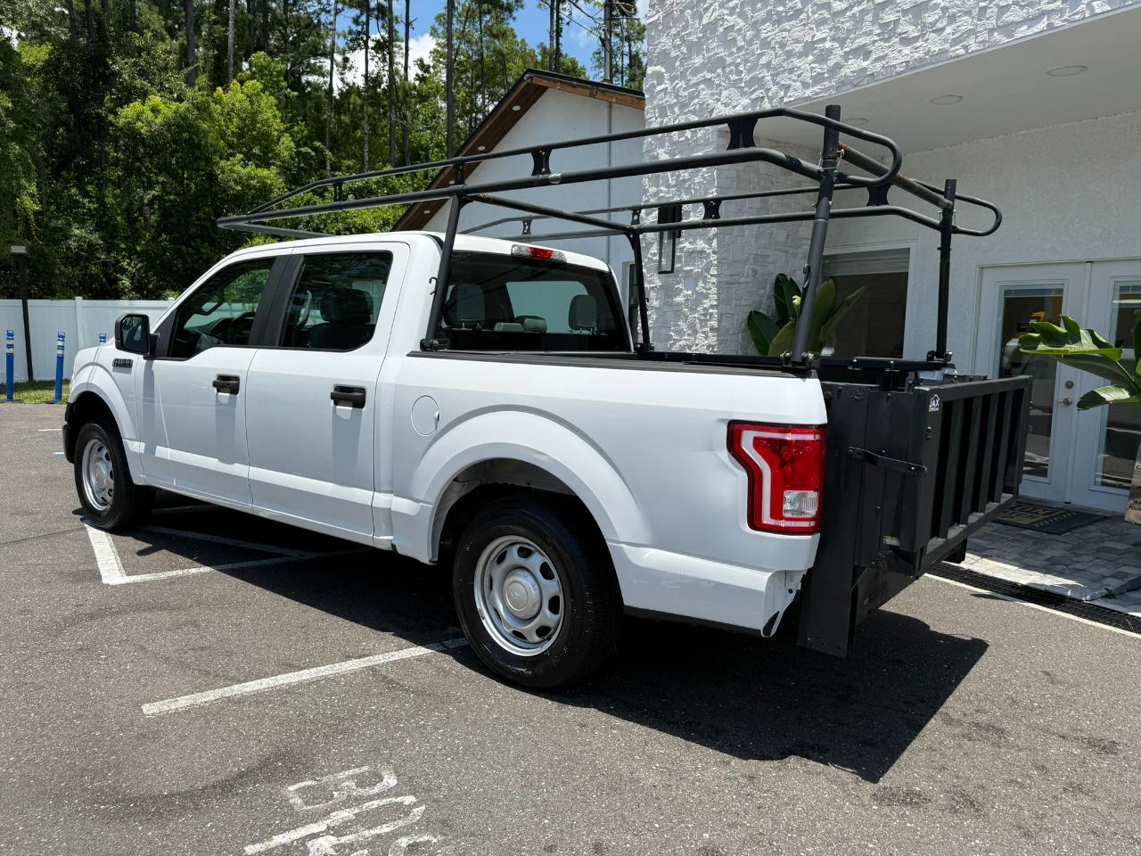 2017 Ford F-150 XL 2WD SuperCrew 5.5' Box