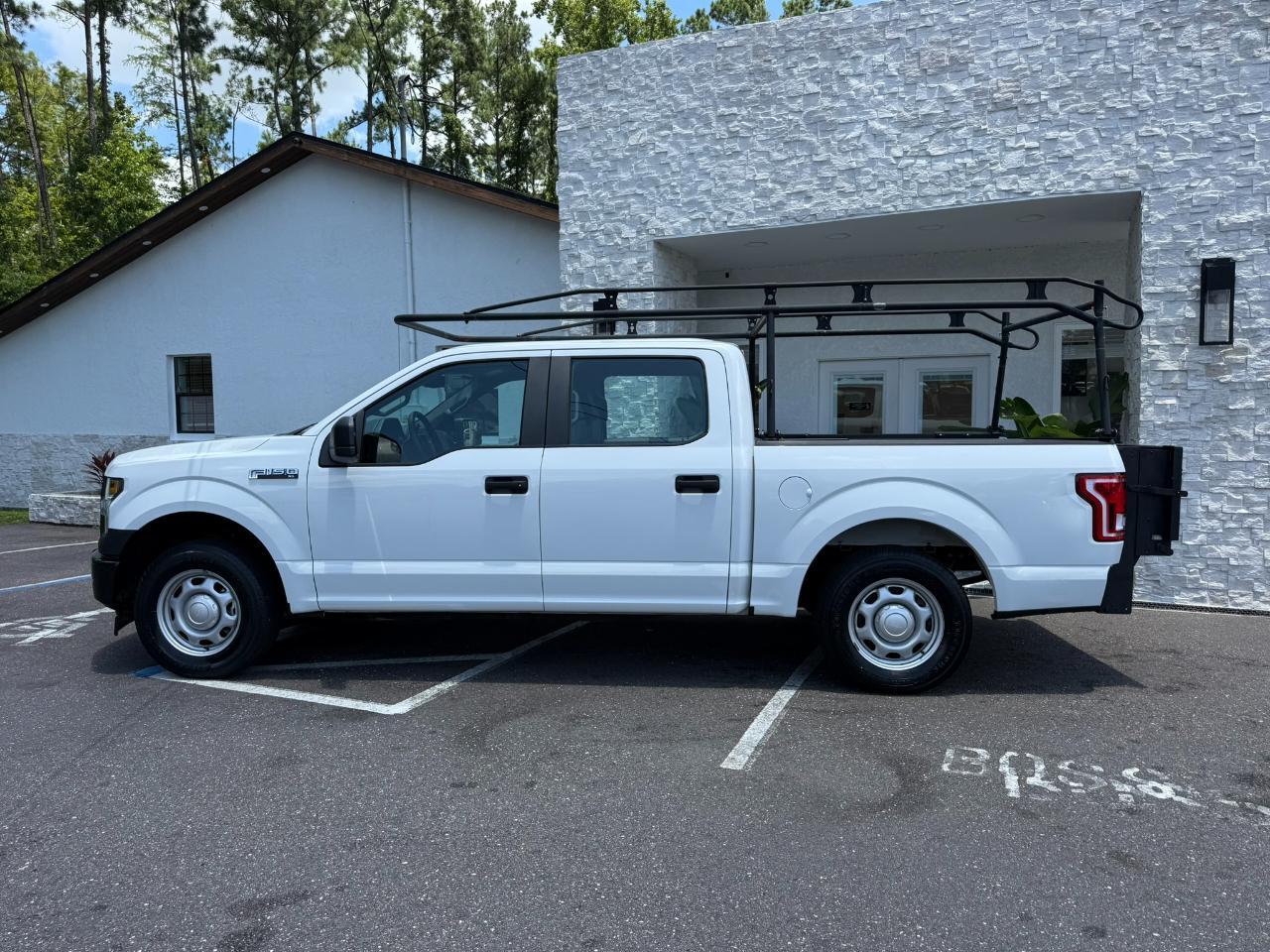 2017 Ford F-150 XL 2WD SuperCrew 5.5' Box