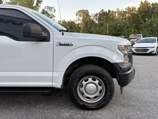 2017 Ford F-150 XL photo 29
