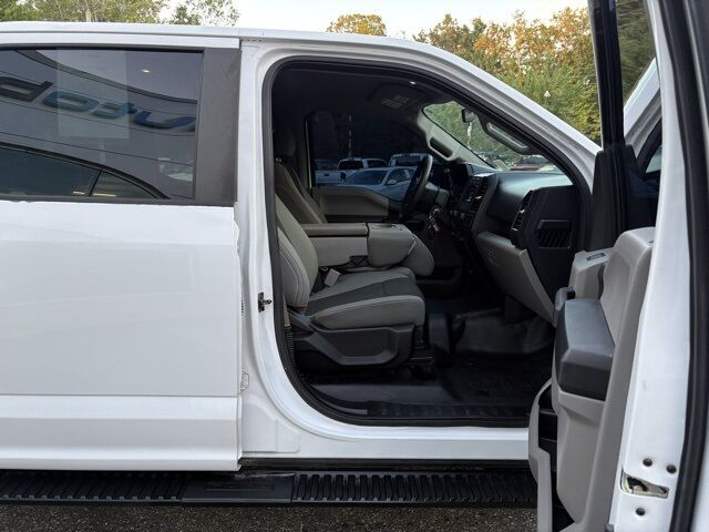2017 Ford F-150 XL photo 27