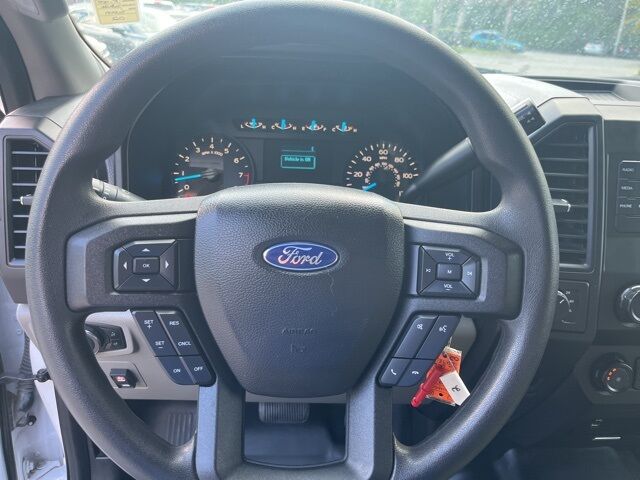 2017 Ford F-150 XL photo 18