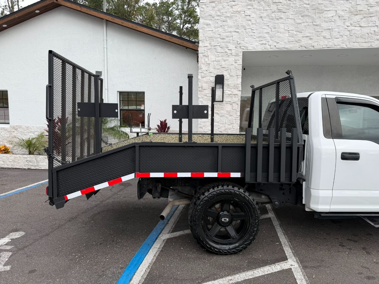 2017 Ford F-150 XLT 2WD Reg Cab 8&apos; Box Jacksonville FL