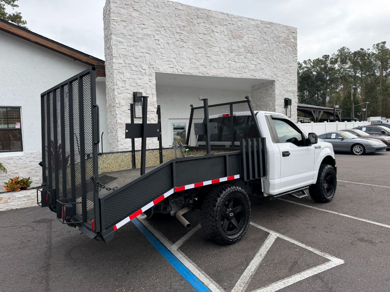 2017 Ford F-150 XLT 2WD Reg Cab 8&apos; Box Jacksonville FL