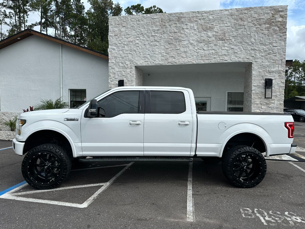 2017 Ford F-150 XLT 4WD SuperCrew 5.5&apos; Box