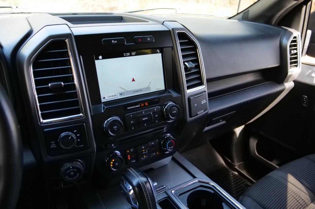 2017 Ford F-150 XLT 4X4 / Tow Package / Pano Sunroof / Heated Seats! Lincolnton NC