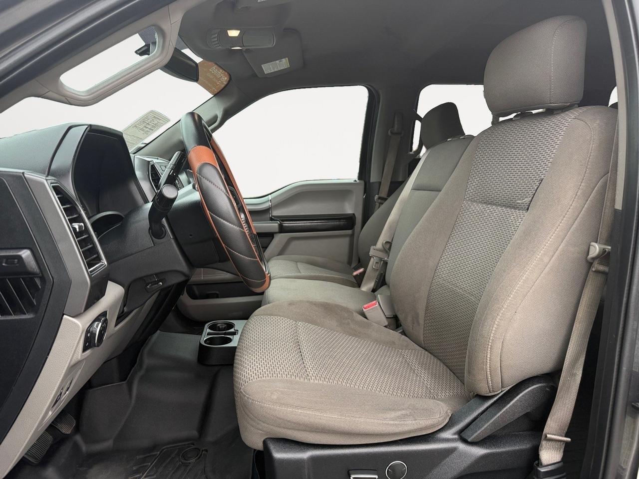 2017 Ford F-150 XLT, BACKUP CAMERA, BED COVER, RUNNING BOARDS, TOW PACKAGE, POWER AND HEATED MIRRORS, OFF ROAD TIRES, COME AND TEST DRIVE THIS FORD F-150 TODAY! Norfolk VA