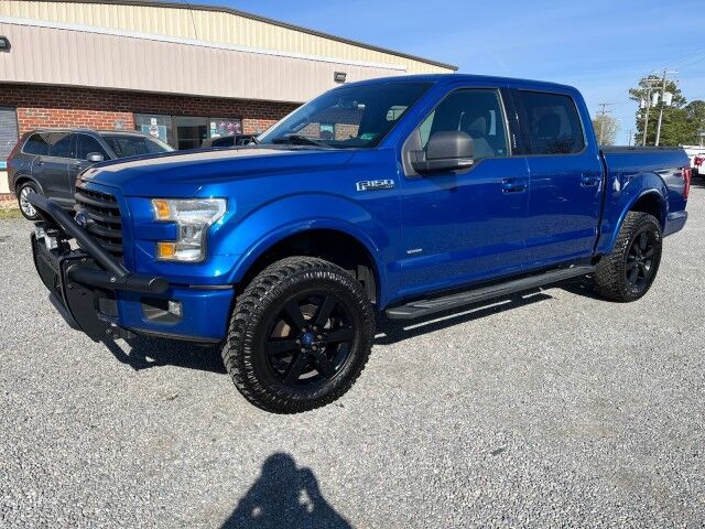 2017 Ford F-150 XLT Crew Cab 4x4 Sport