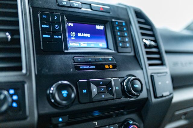 2017 Ford F-250 4x4 Crew Cab XL Longbox Diesel Red Deer AB