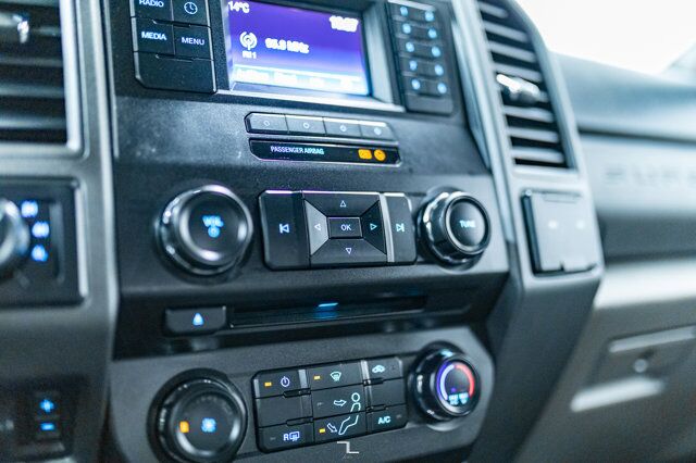 2017 Ford F-250 4x4 Crew Cab XL Longbox Diesel Red Deer AB