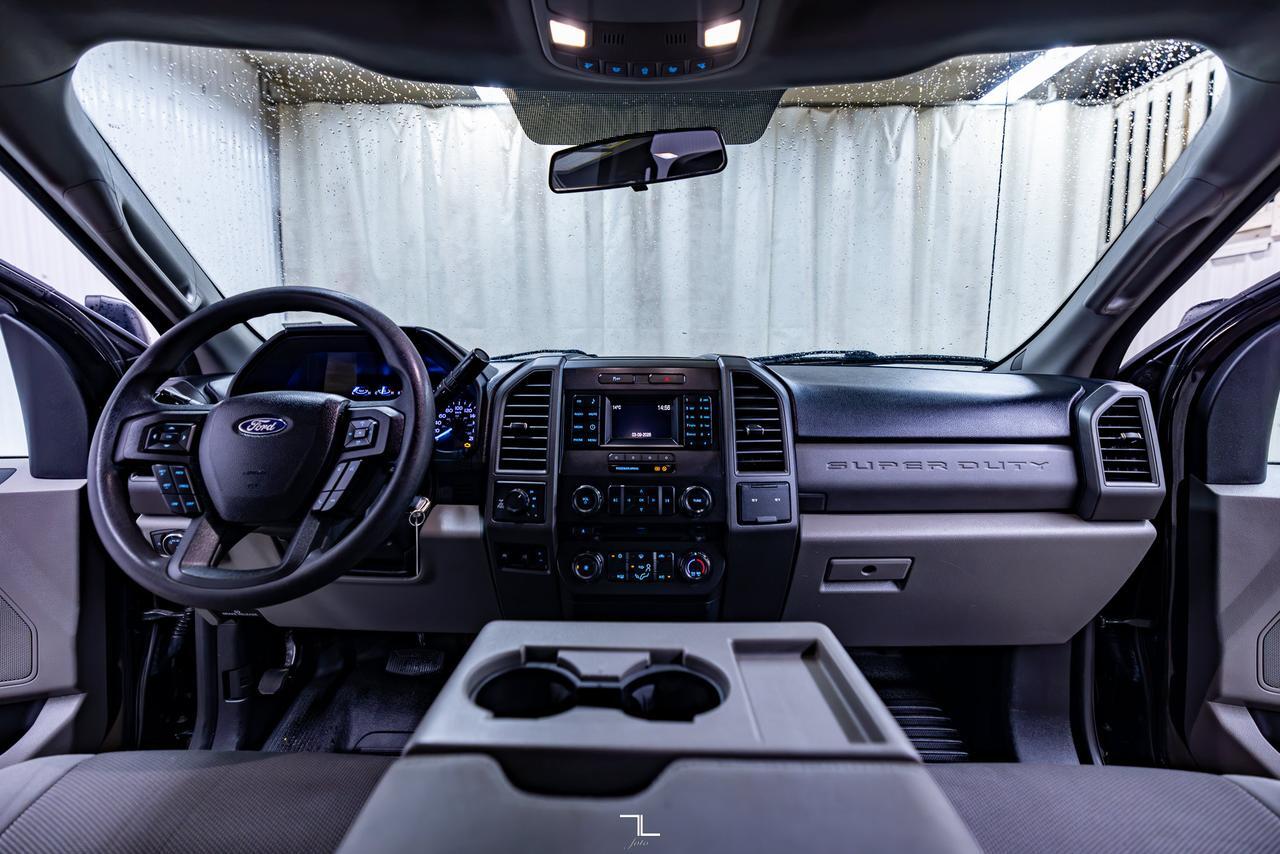 2017 Ford F-250 4x4 Crew Cab XL Longbox Red Deer AB