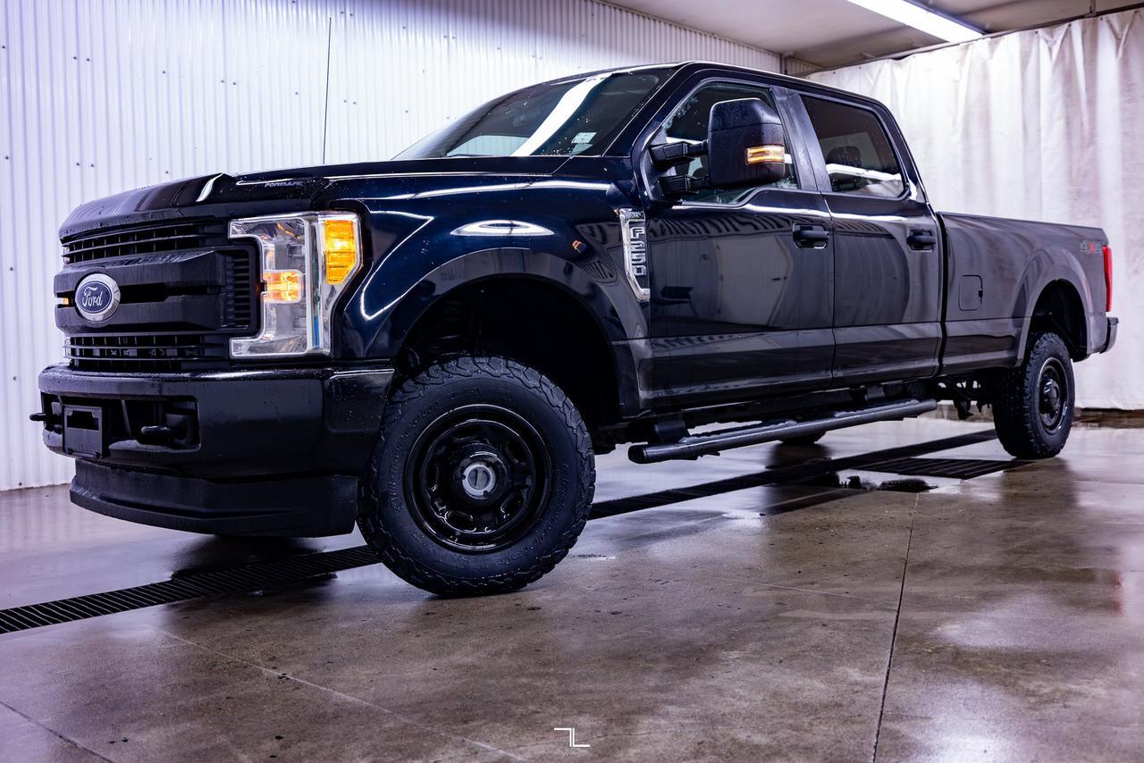 2017 Ford F-250 4x4 Crew Cab XL Longbox Red Deer AB
