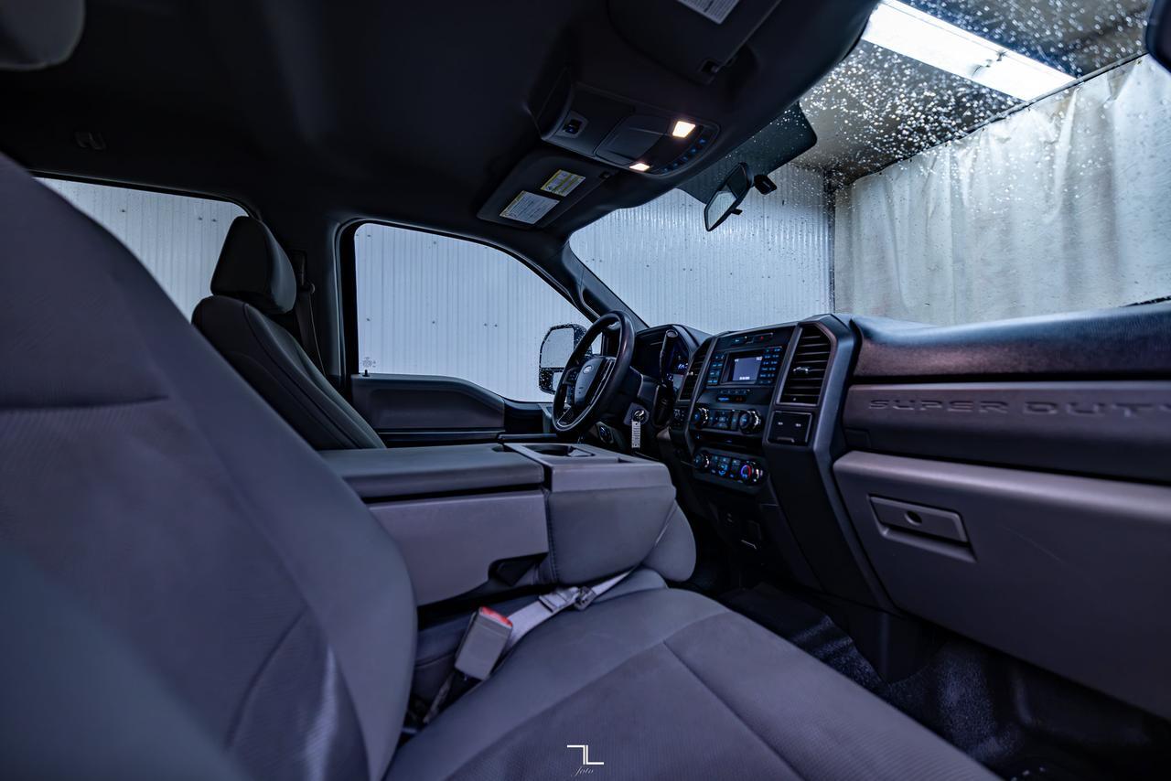 2017 Ford F-250 4x4 Crew Cab XL Longbox Red Deer AB
