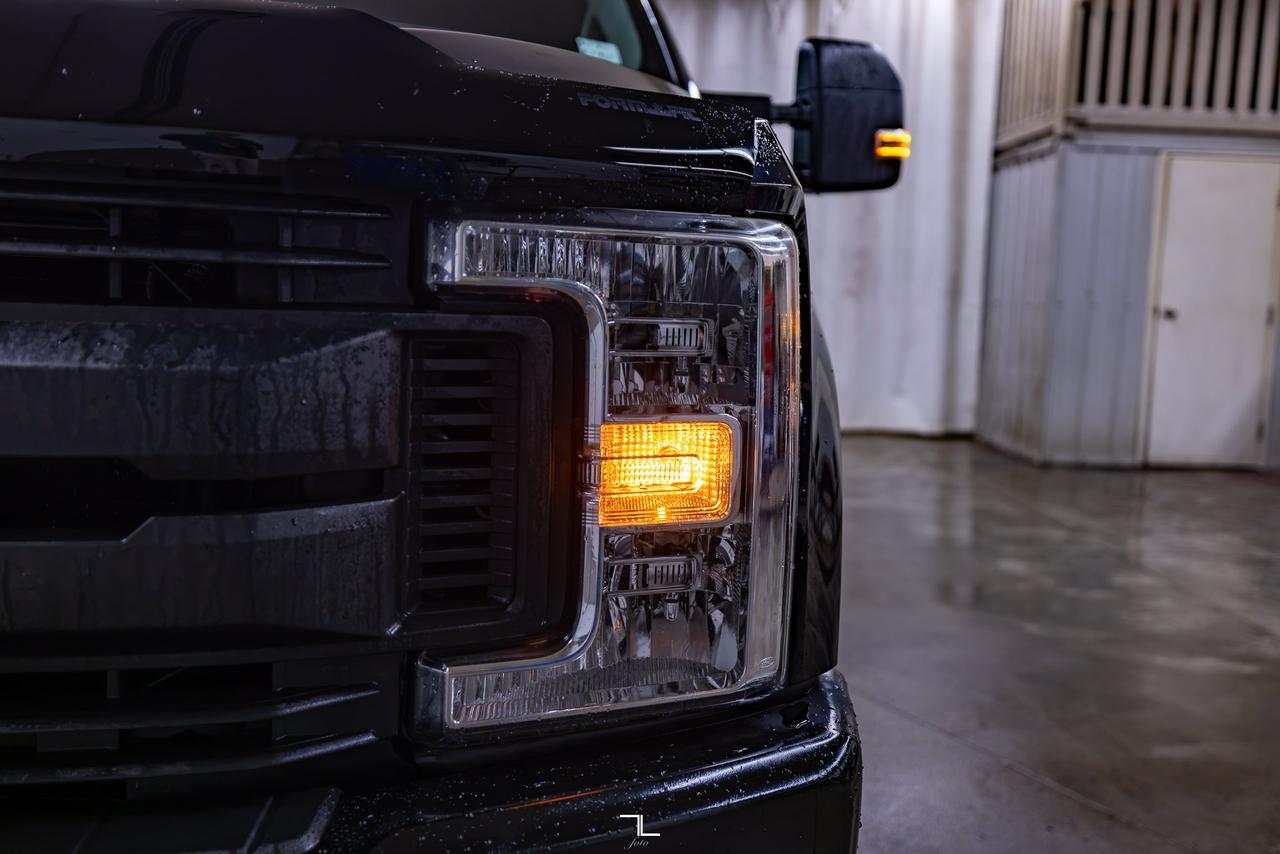 2017 Ford F-250 4x4 Crew Cab XL Longbox Red Deer AB