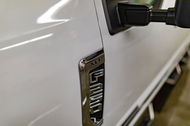 2017 Ford F-250 4x4 Crew Cab XLT BCam Diesel Red Deer AB