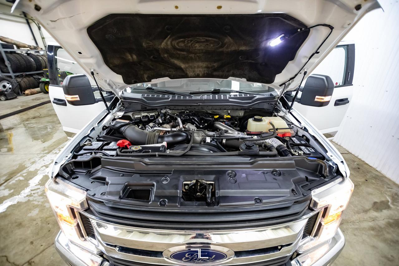 2017 Ford F-250 4x4 Crew Cab XLT BCam Diesel Red Deer AB