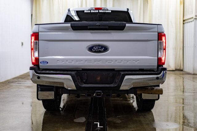 2017 Ford F-250 4x4 Crew Cab XLT BCam Diesel Red Deer AB