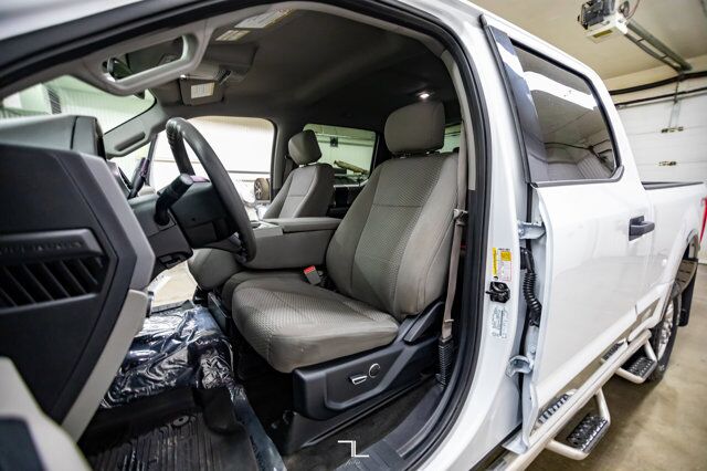 2017 Ford F-250 4x4 Crew Cab XLT BCam Diesel Red Deer AB