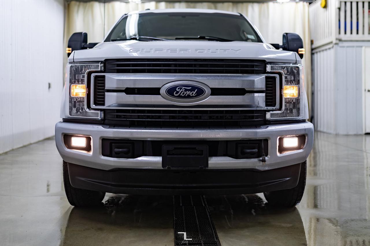 2017 Ford F-250 4x4 Crew Cab XLT BCam Red Deer AB