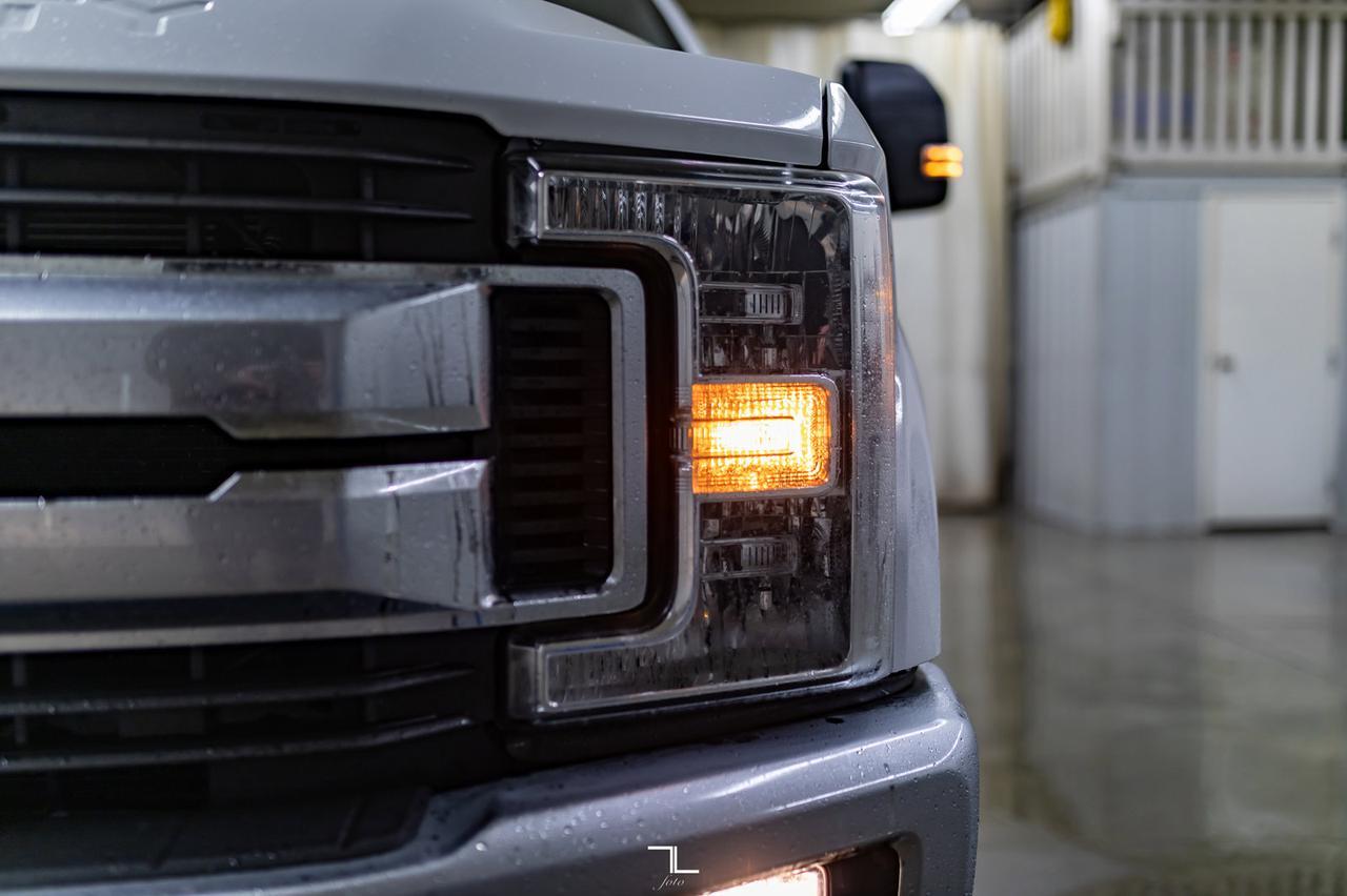 2017 Ford F-250 4x4 Crew Cab XLT BCam Red Deer AB