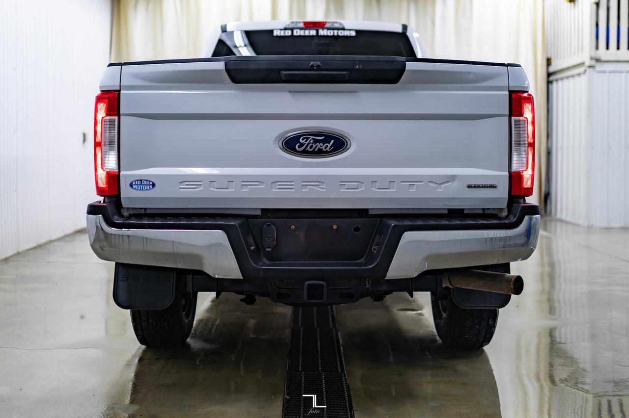 2017 Ford F-250 4x4 Crew Cab XLT BCam Red Deer AB