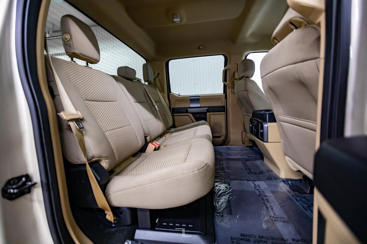 2017 Ford F-250 4x4 Crew Cab XLT Diesel Nav BCam Red Deer AB