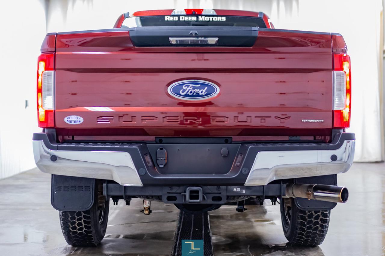 2017 Ford F-250 4x4 Crew Cab XLT FX4 Roof Nav BCam Red Deer AB